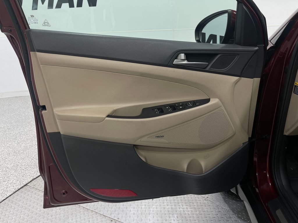 2017 Hyundai Tucson Image 16
