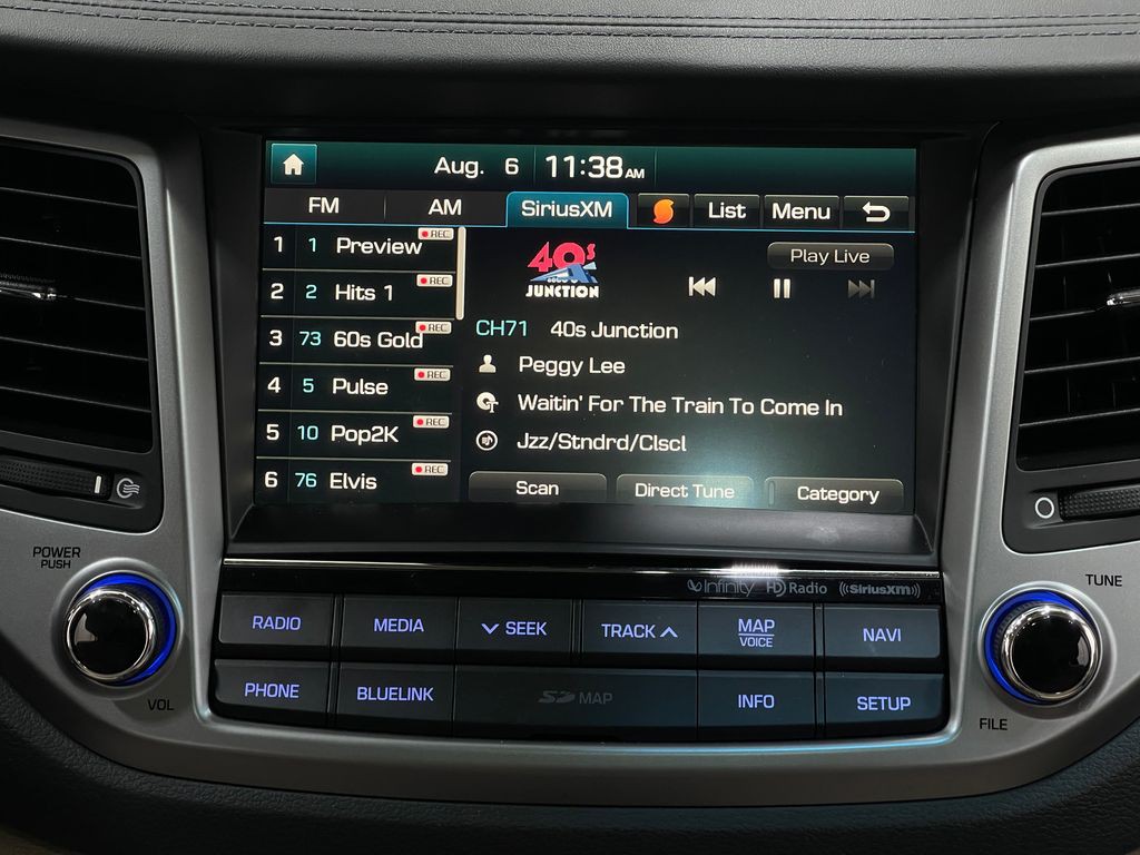 2017 Hyundai Tucson Image 25