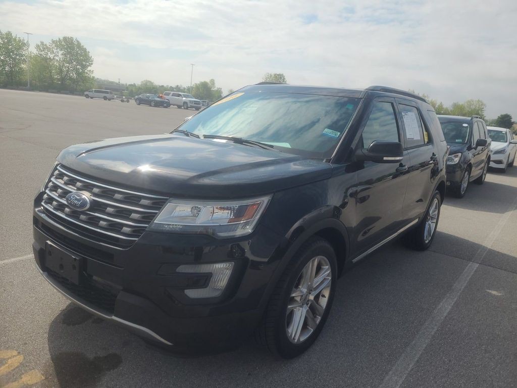 2016 Ford Explorer Image 3