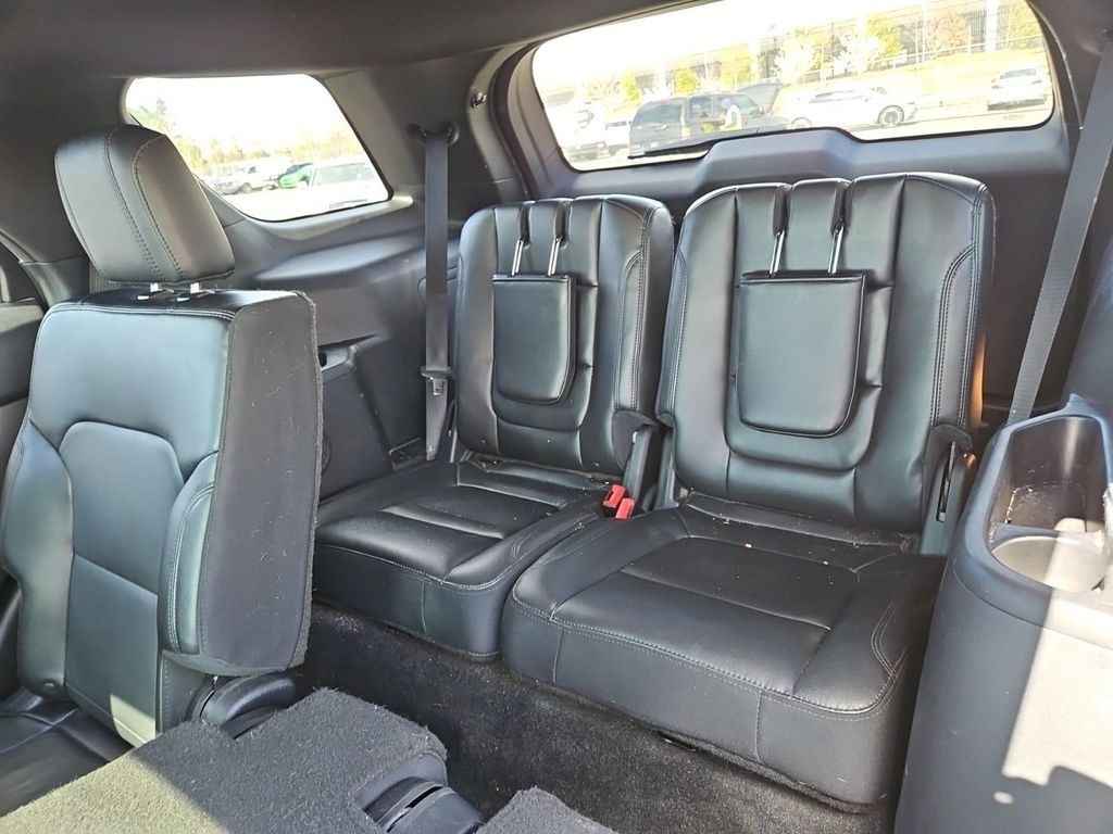 2016 Ford Explorer Image 14