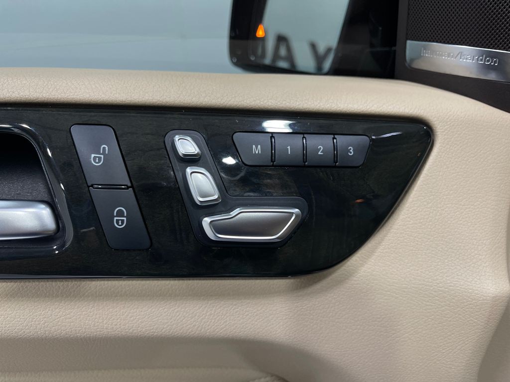 2017 Mercedes-Benz GLS-Class Image 18