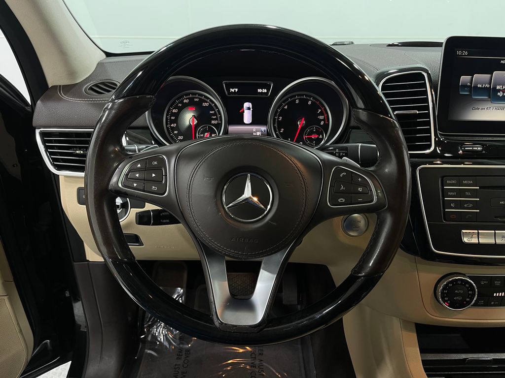 2017 Mercedes-Benz GLS-Class Image 23