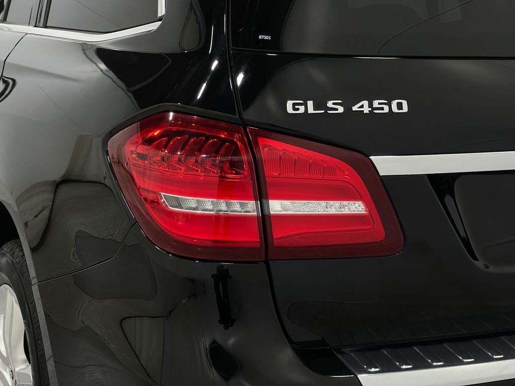 2017 Mercedes-Benz GLS-Class Image 38
