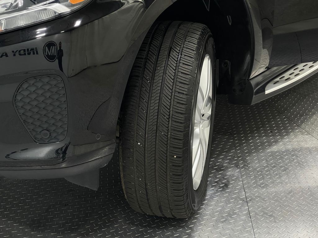 2017 Mercedes-Benz GLS-Class Image 40