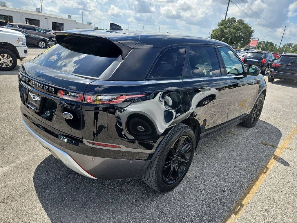 2019 Land Rover Range Rover Image 4