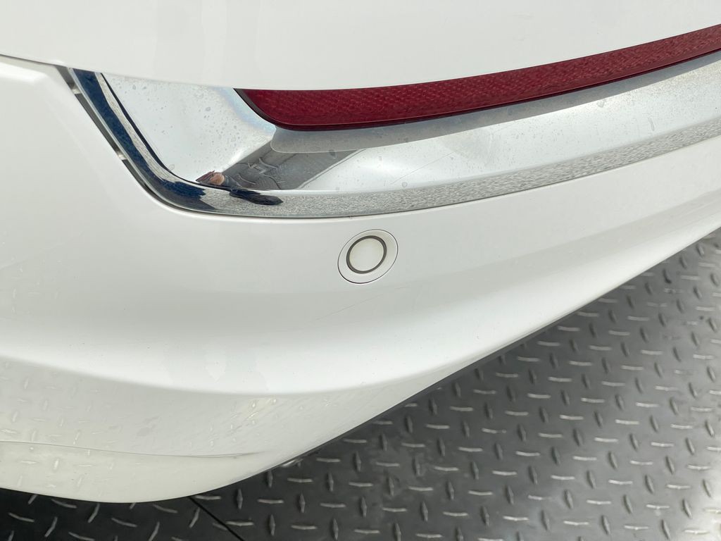 2020 GMC Terrain Image 13