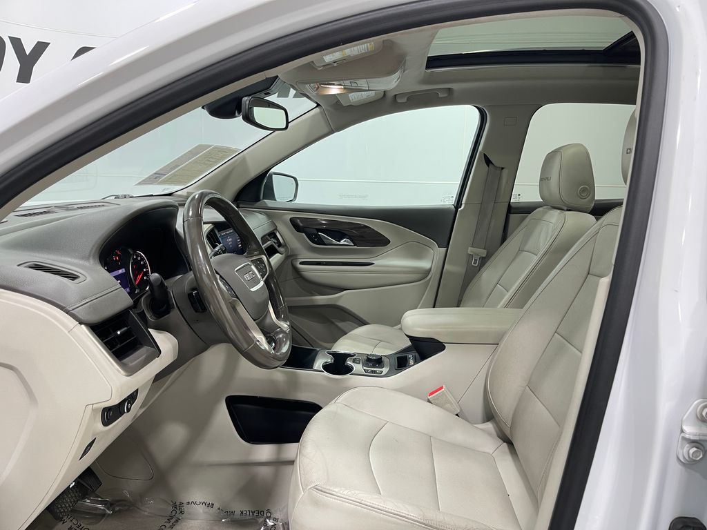 2020 GMC Terrain Image 14