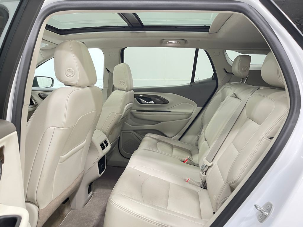 2020 GMC Terrain Image 31