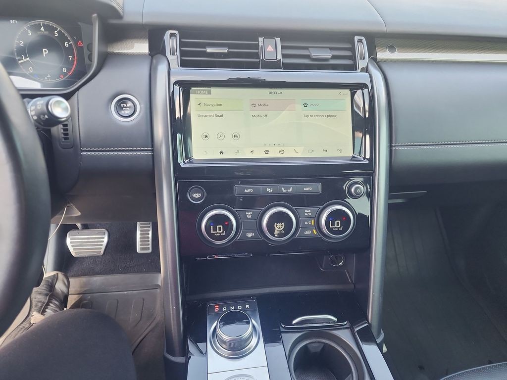 2020 Land Rover Discovery Image 10
