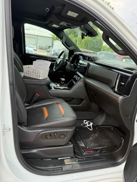 2023 GMC Sierra 1500 Image 9