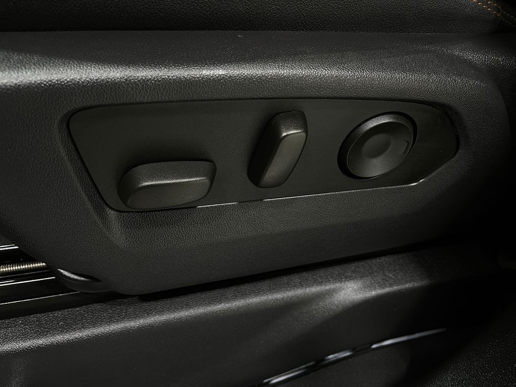 2023 GMC Sierra 1500 Image 17