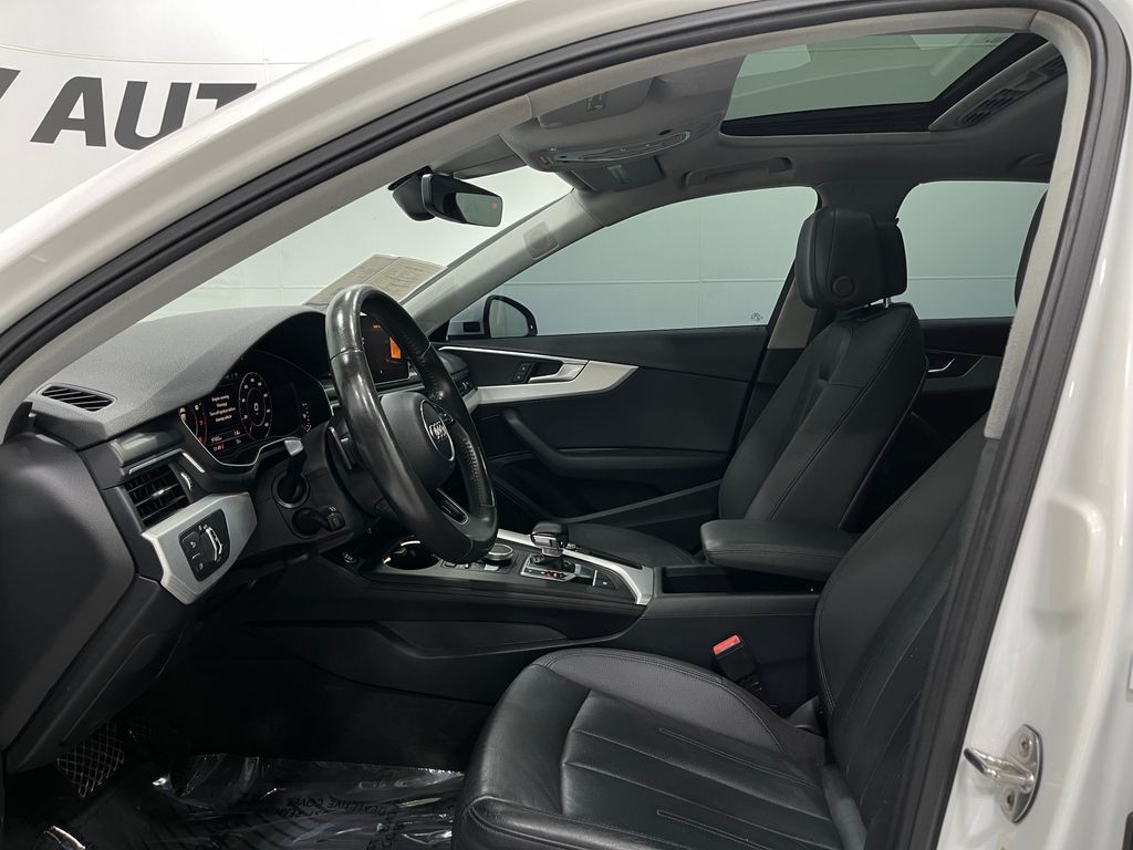 2017 Audi A4 Image 14