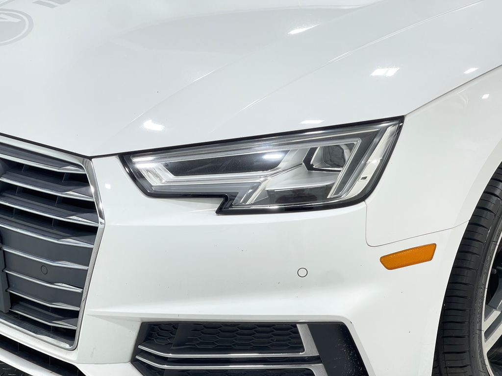 2017 Audi A4 Image 34