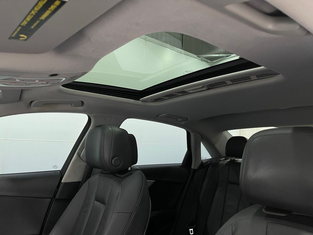 2017 Audi A4 Image 12