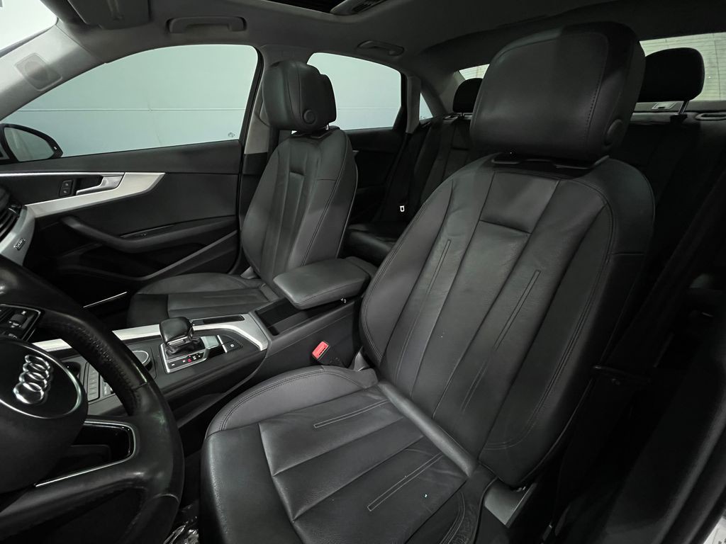 2017 Audi A4 Image 15