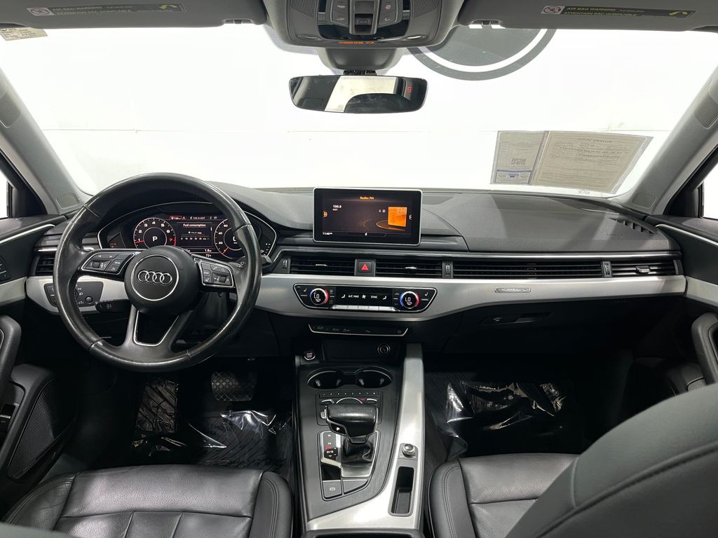 2017 Audi A4 Image 20