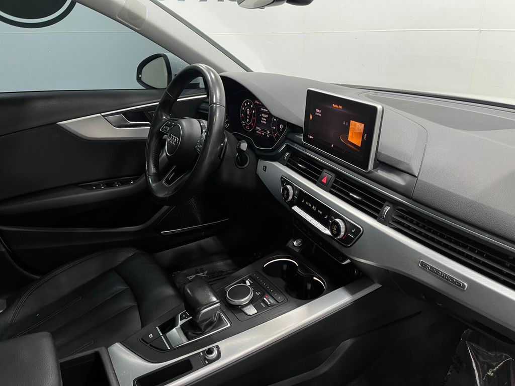 2017 Audi A4 Image 21