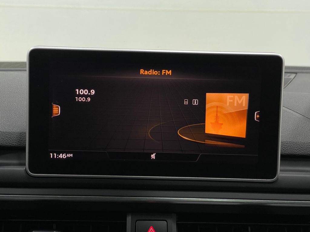 2017 Audi A4 Image 25