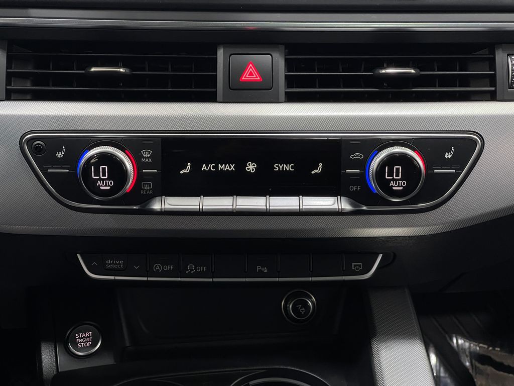 2017 Audi A4 Image 26