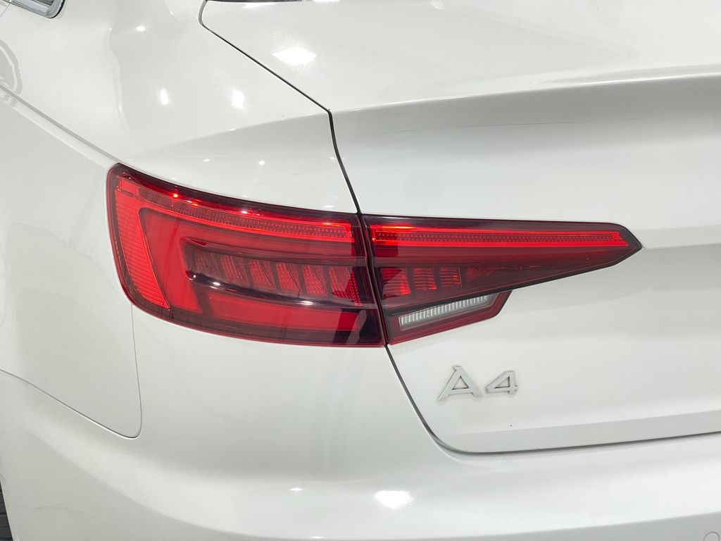 2017 Audi A4 Image 35