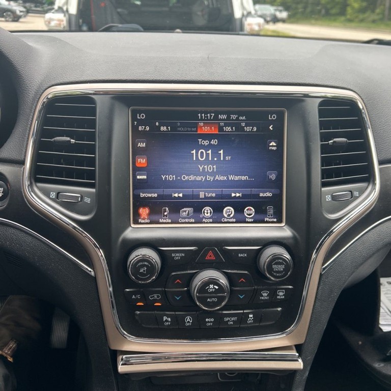 2017 Jeep Grand Cherokee Image 14