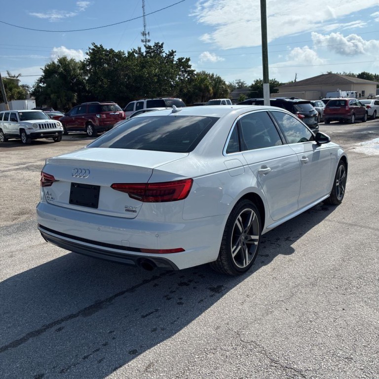 2017 Audi A4 Image 4