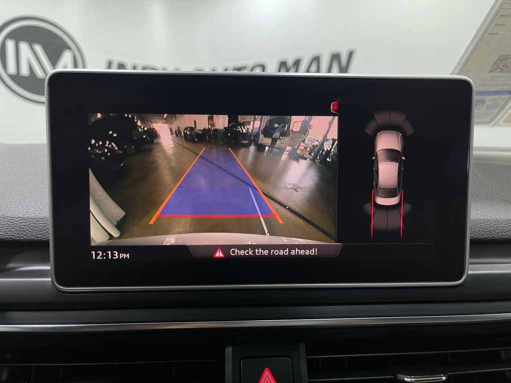 2017 Audi A4 Image 10