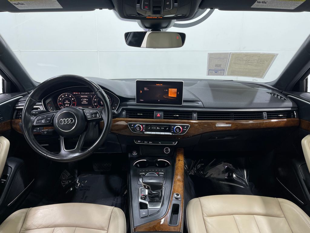 2017 Audi A4 Image 19
