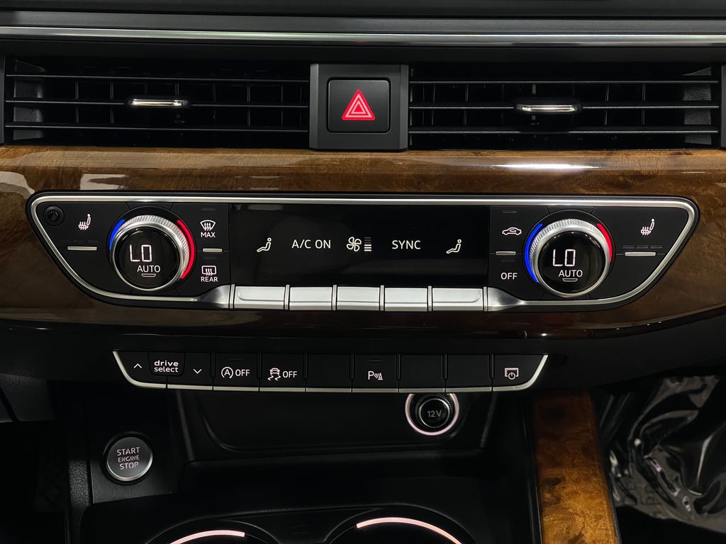 2017 Audi A4 Image 25