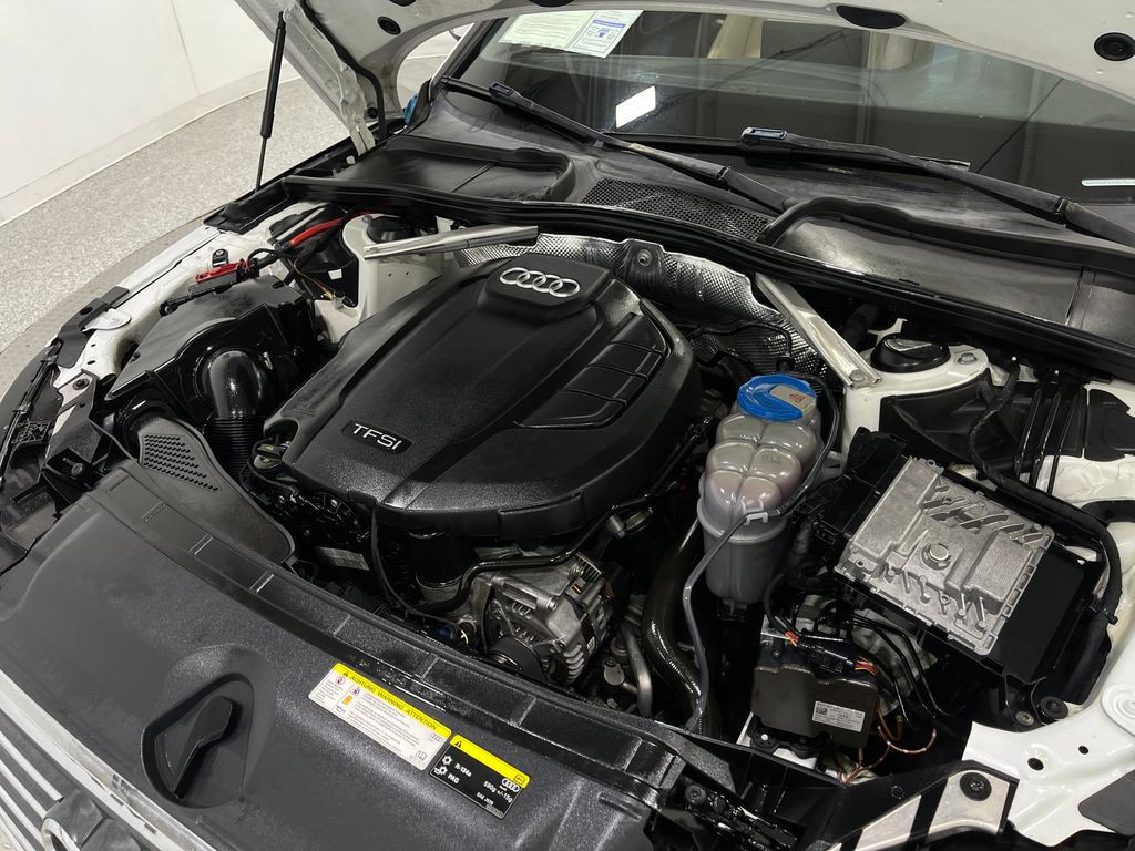 2017 Audi A4 Image 28