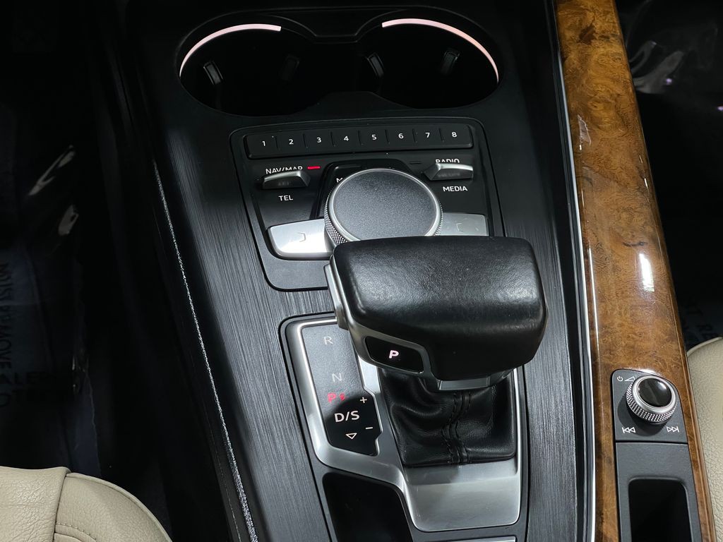 2017 Audi A4 Image 29