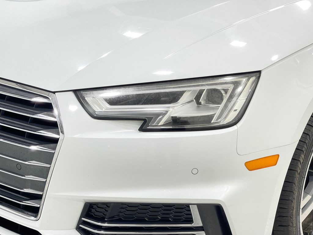 2017 Audi A4 Image 33