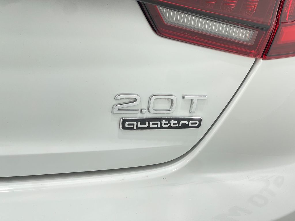 2017 Audi A4 Image 41