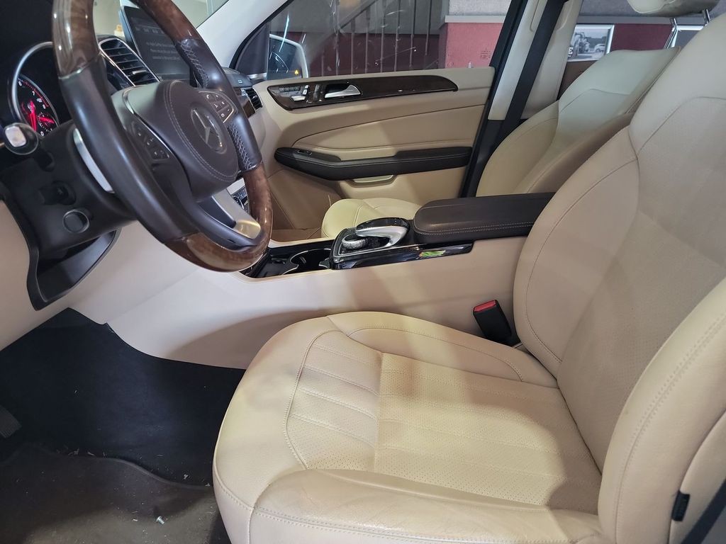 2018 Mercedes-Benz GLS-Class Image 7