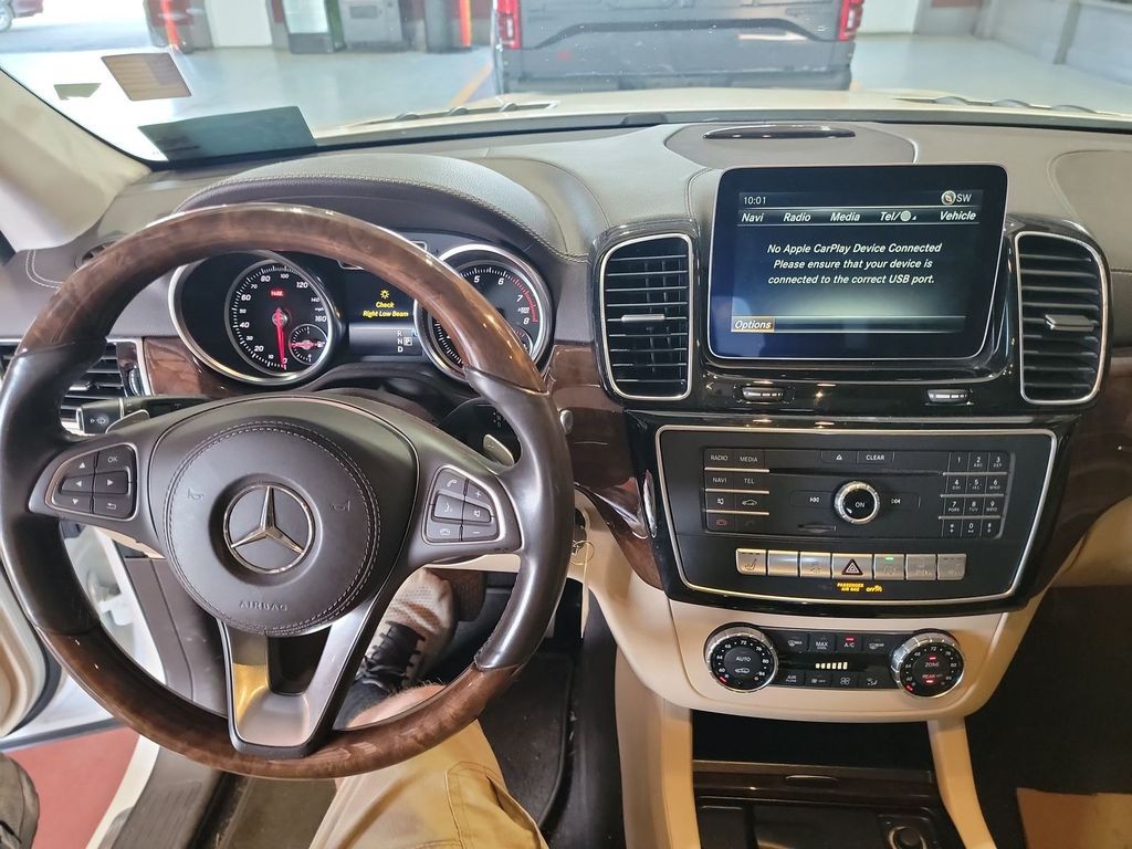2018 Mercedes-Benz GLS-Class Image 9