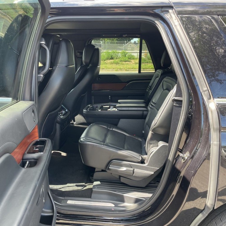 2019 Lincoln Navigator Image 19