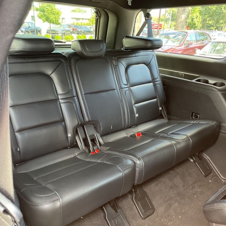 2019 Lincoln Navigator Image 20