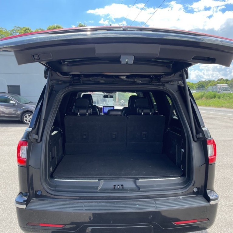 2019 Lincoln Navigator Image 21