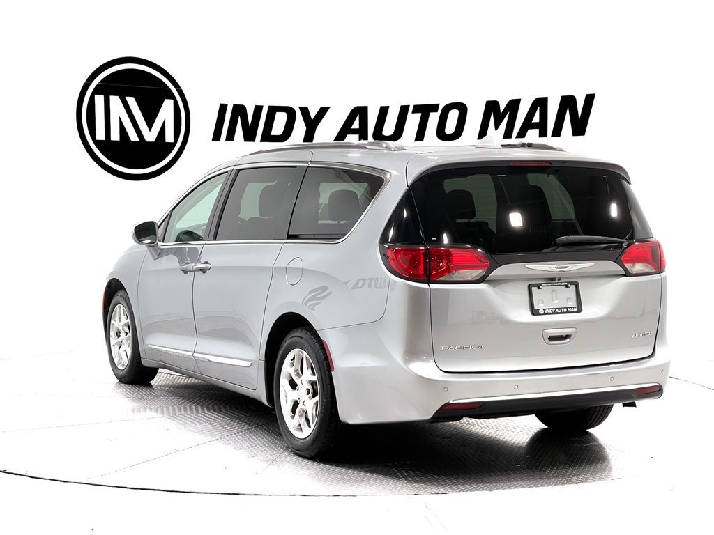 2019 Chrysler Pacifica Image 6