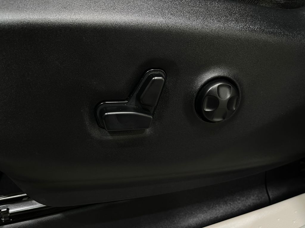 2019 Chrysler Pacifica Image 18