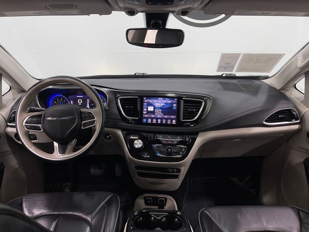 2019 Chrysler Pacifica Image 20