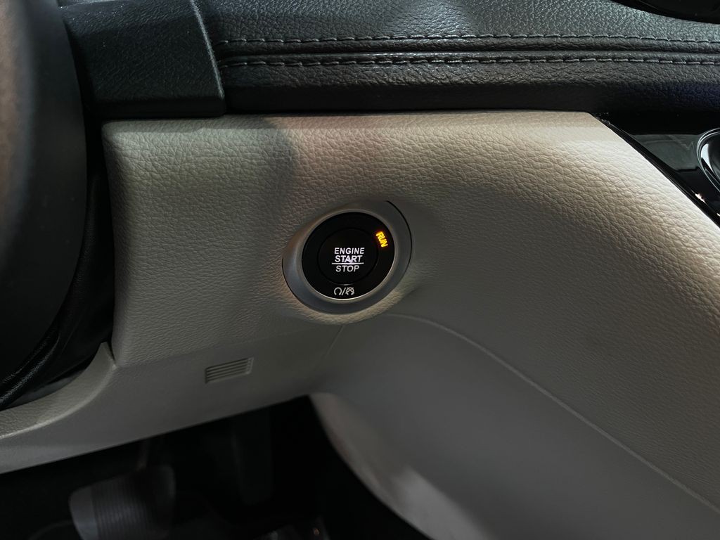 2019 Chrysler Pacifica Image 21