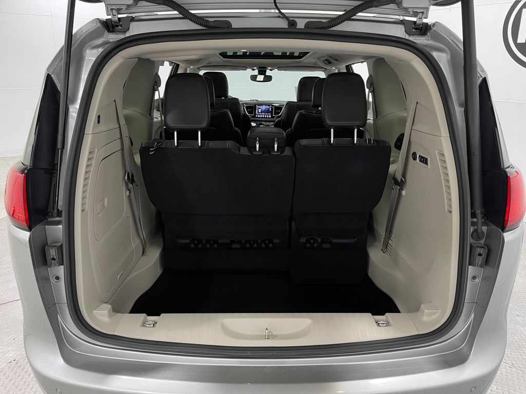 2019 Chrysler Pacifica Image 26