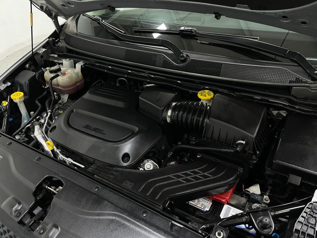 2019 Chrysler Pacifica Image 28