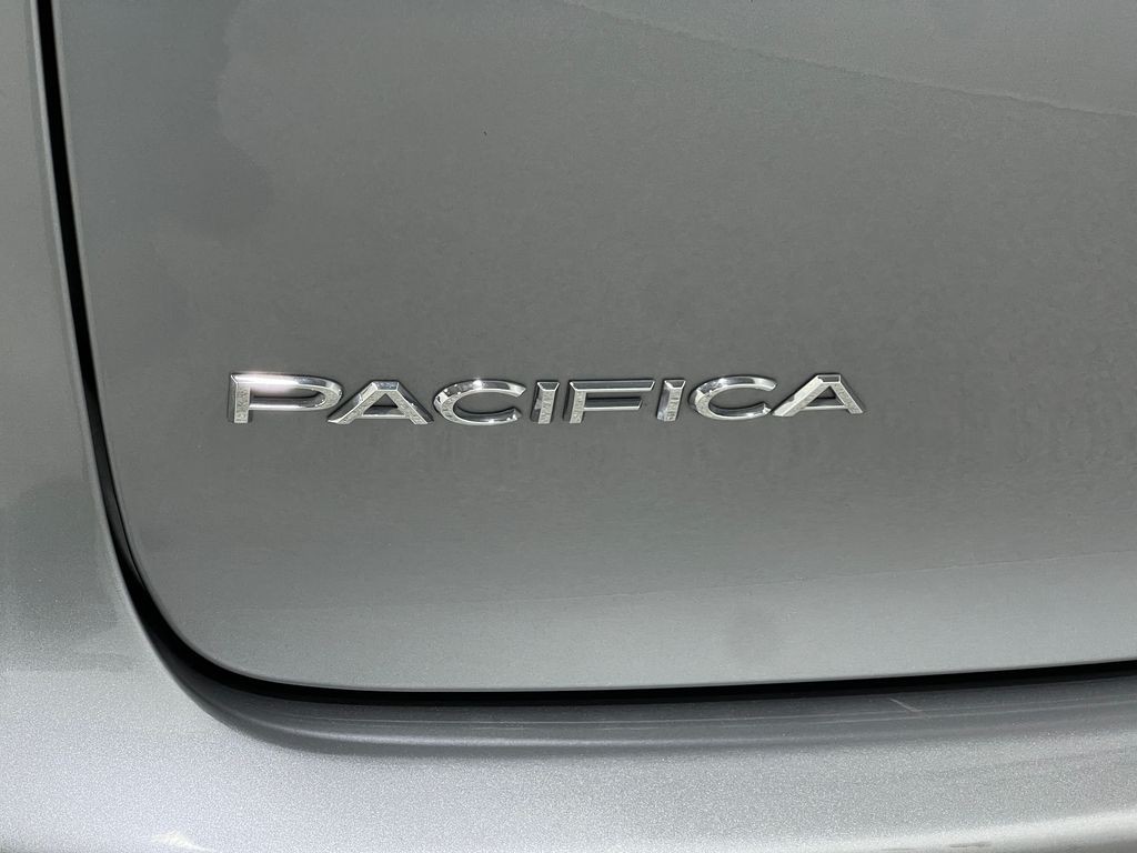 2019 Chrysler Pacifica Image 41