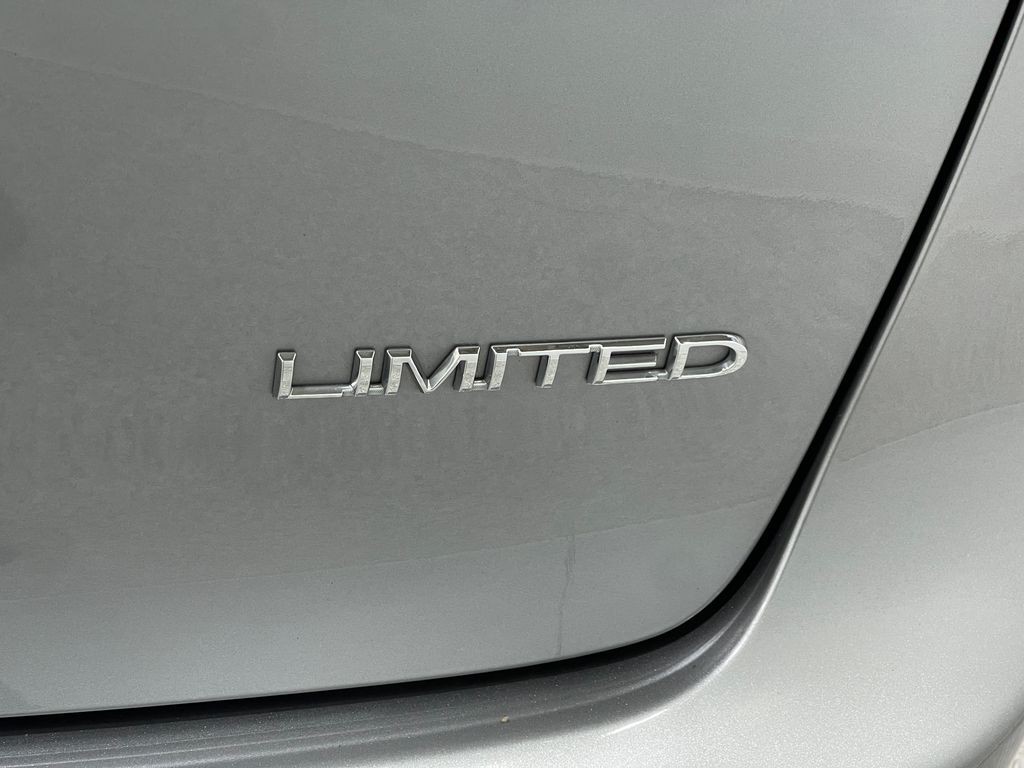 2019 Chrysler Pacifica Image 42