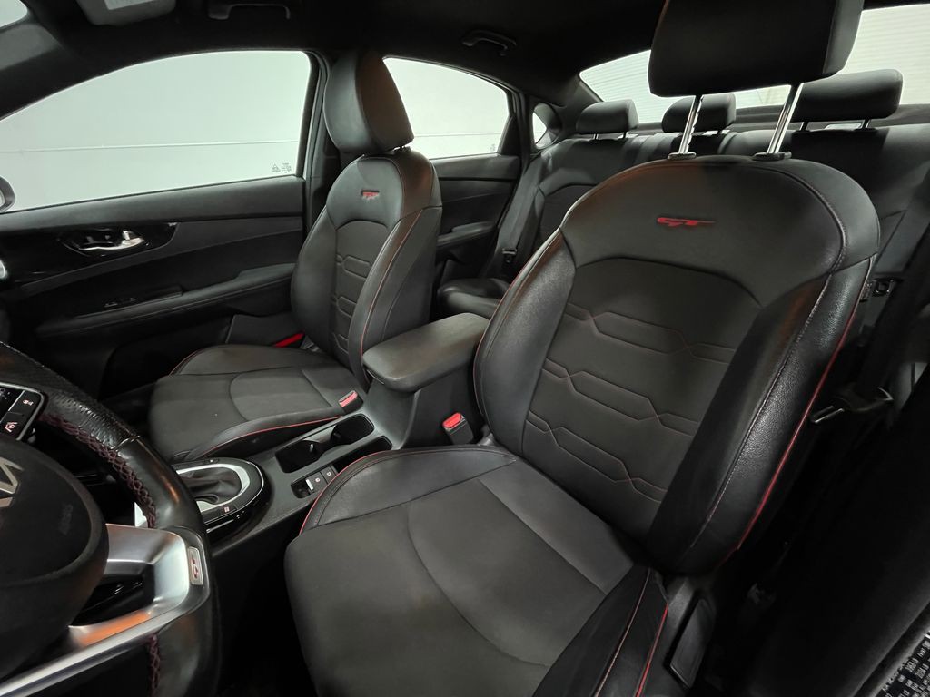 2022 Kia Forte Image 13