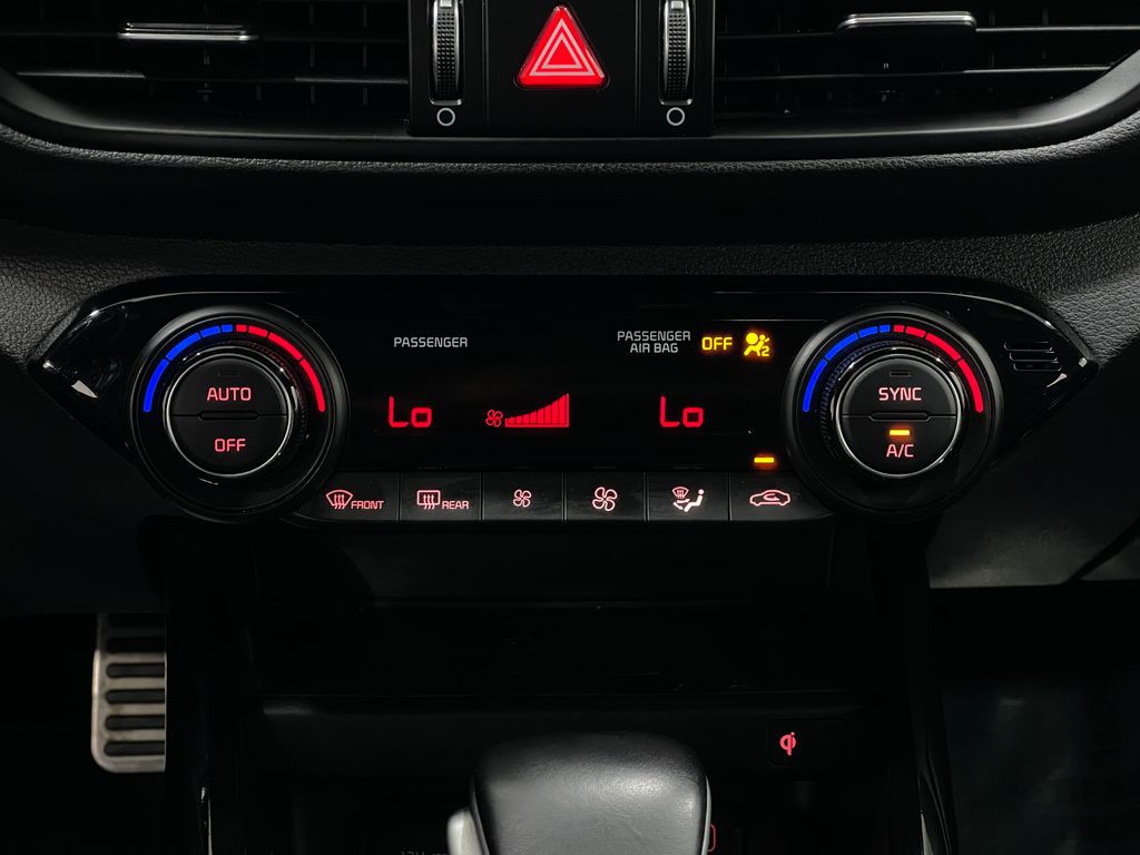 2022 Kia Forte Image 24
