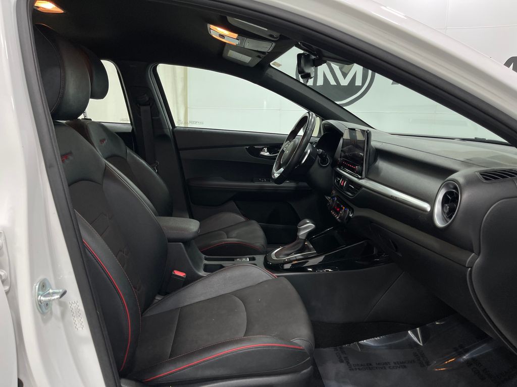 2022 Kia Forte Image 31