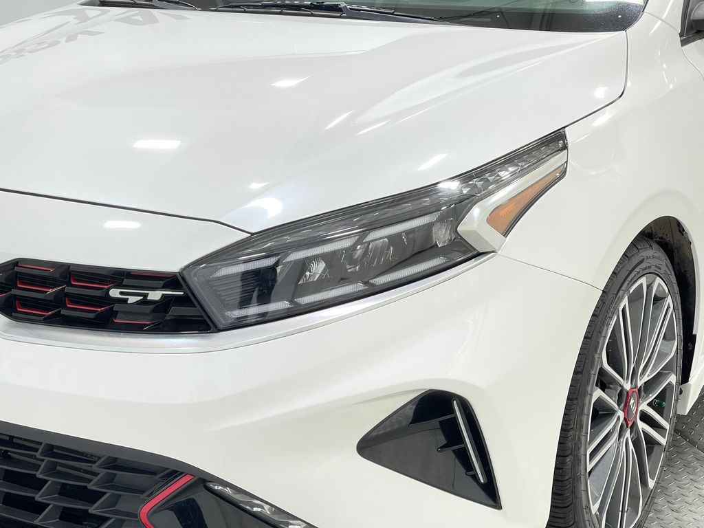 2022 Kia Forte Image 32